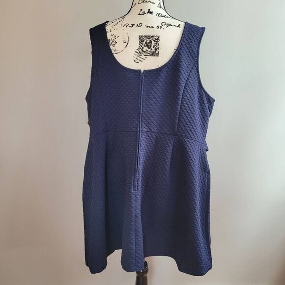NWT Modcloth 4X navy blue sleeveless dress textured office closet staple - Picture 5 of 15